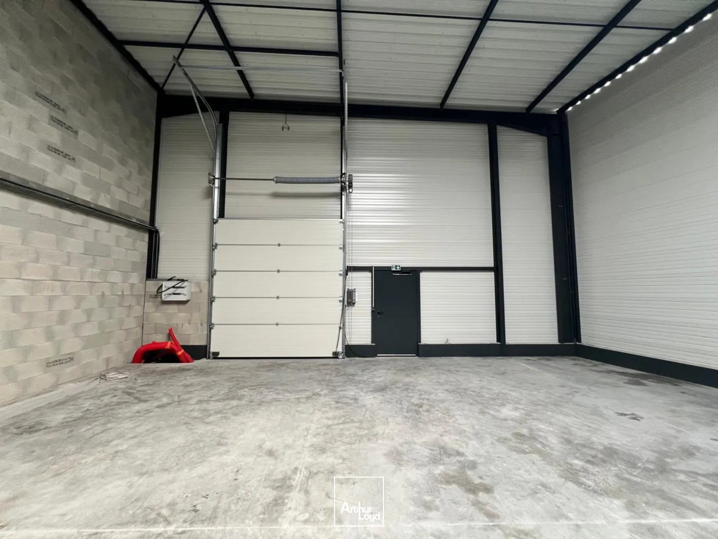 Locaux d'activité & Entrepôts - Location - SAVIGNEUX - 42600 - 186-186 - 7757276
