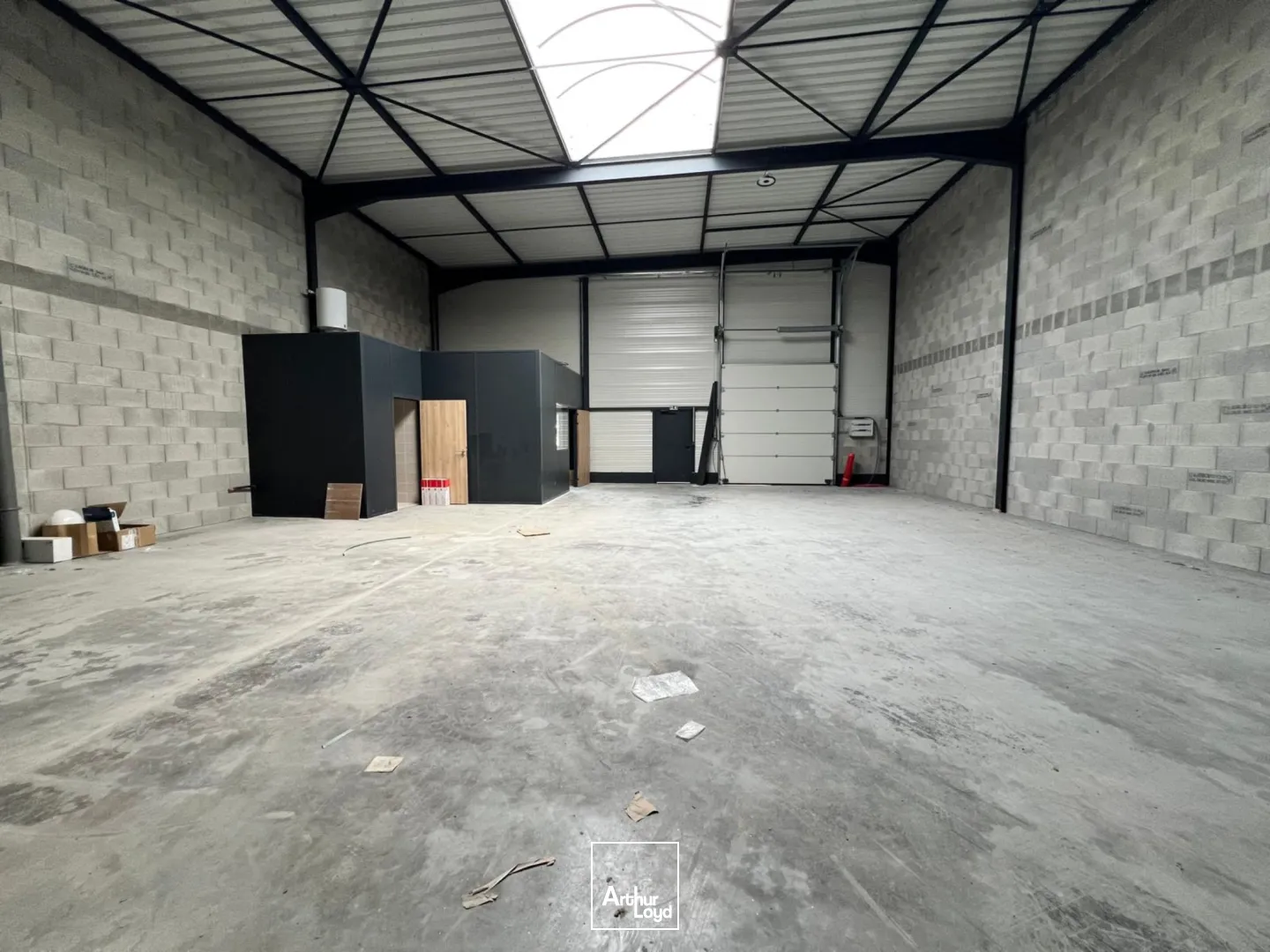 Locaux d'activité & Entrepôts - Location - SAVIGNEUX - 42600 - 186-186 - 7757275