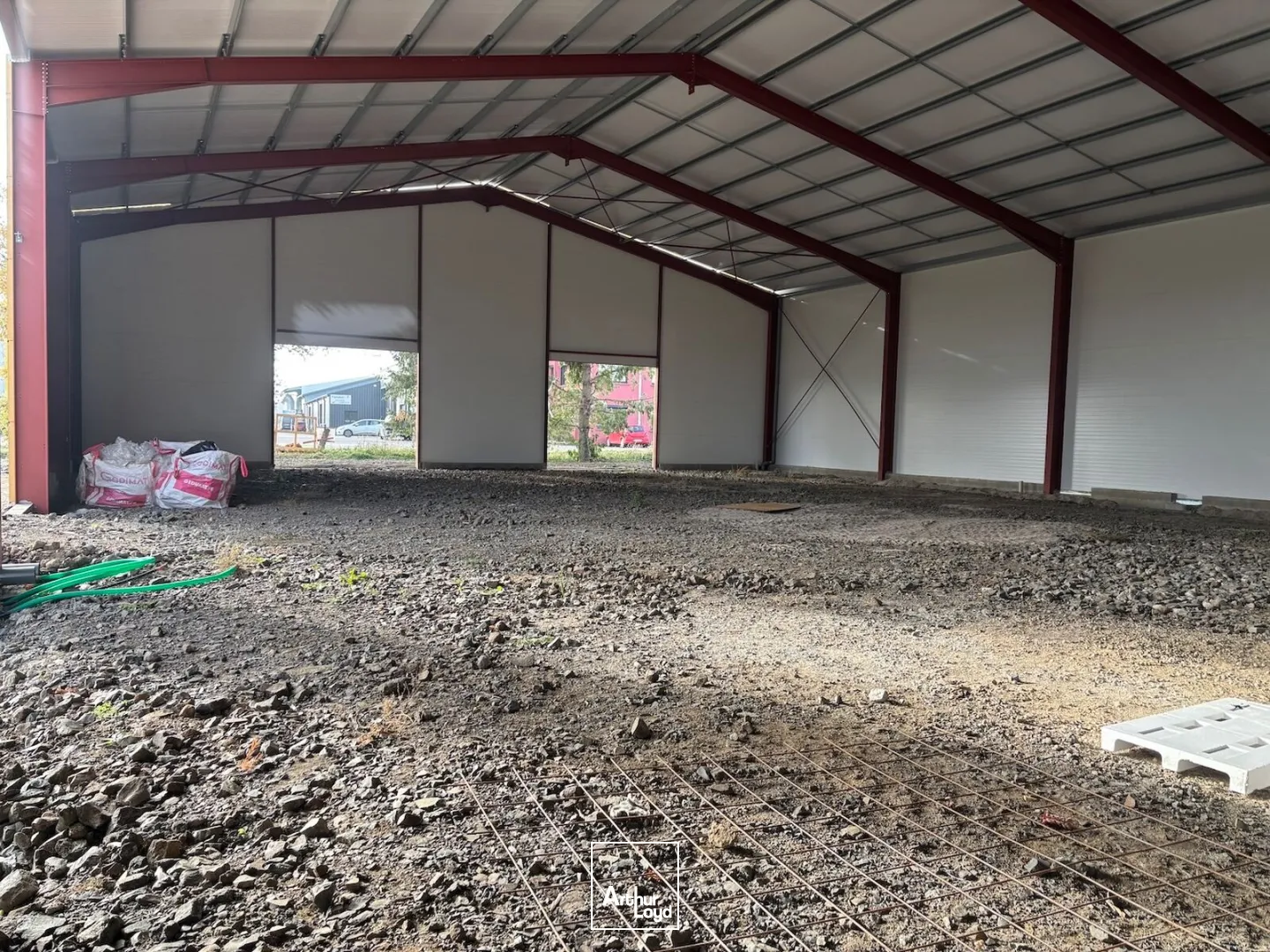 Locaux d'activité & Entrepôts - Vente - SAVIGNEUX - 42600 - 792-792 - 7757452