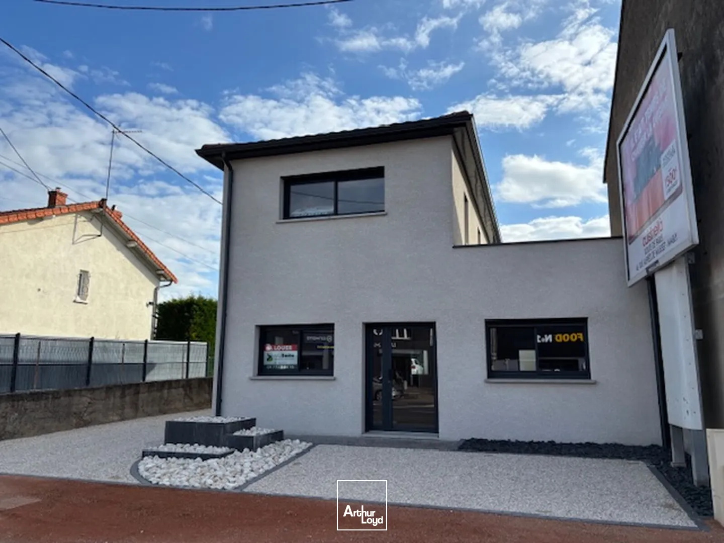 Bureaux - Location - MABLY - 42300 - 145.63-145.63 - 7757511