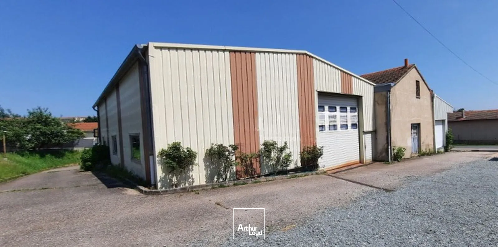 Locaux d'activité & Entrepôts - Vente - ROZIER EN DONZY - 42810 - 886.5-886.5 - 7757601