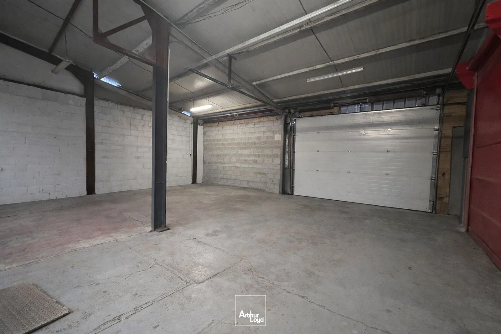 Locaux d'activité & Entrepôts - Location - MONTBRISON - 42600 - 166-560 - 7757639