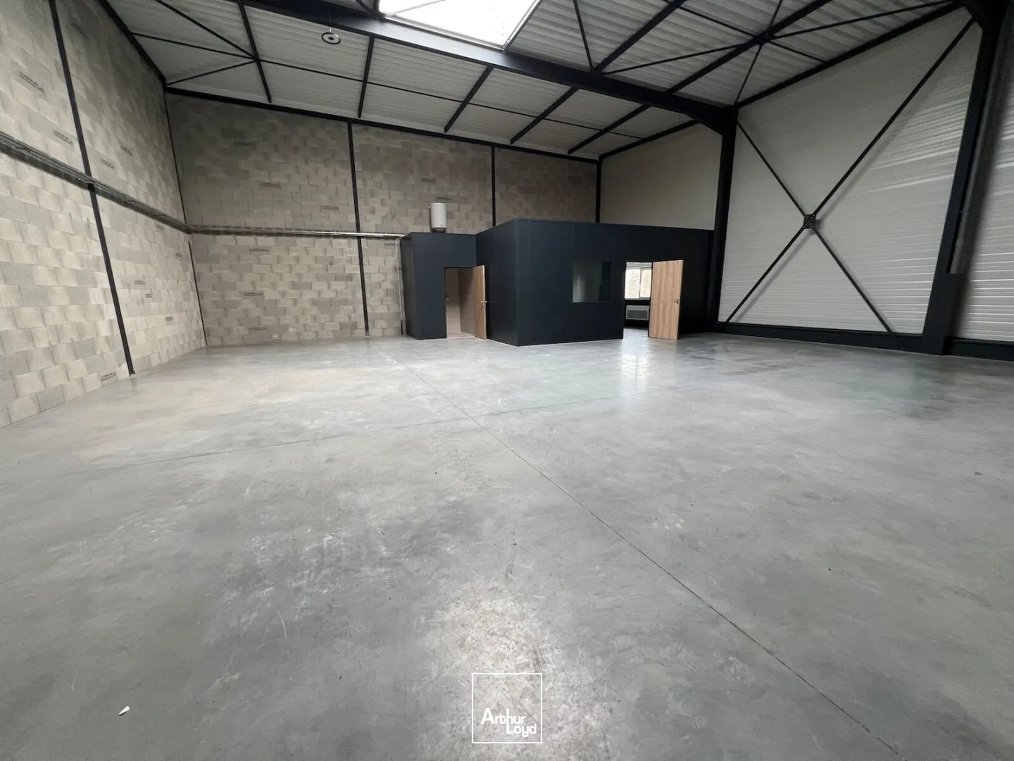 Locaux d'activité & Entrepôts - Location - SAVIGNEUX - 42600 - 417.62-417.62 - 7757682
