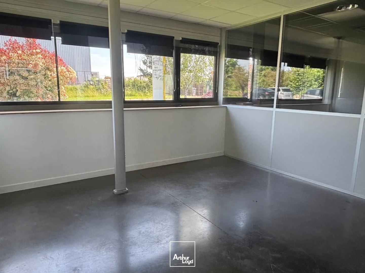 Locaux d'activité & Entrepôts - Location - SAINT CHAMOND - 42400 - 256-256 - 7757688