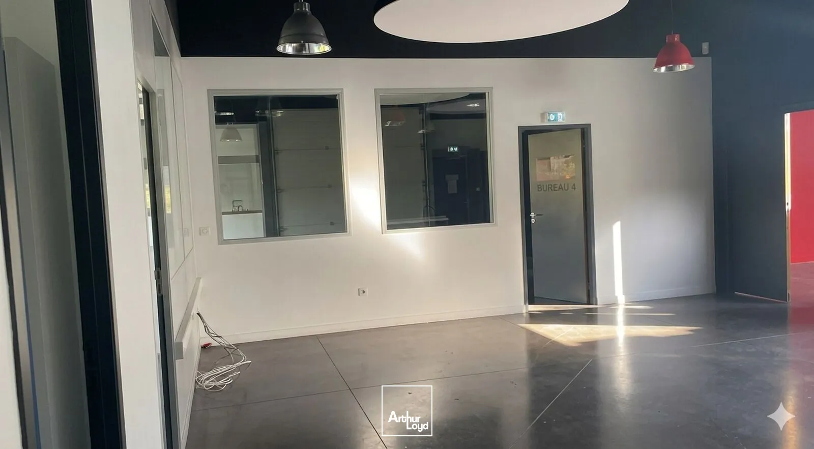 Locaux d'activité & Entrepôts - Location - SAINT CHAMOND - 42400 - 256-256 - 7757687