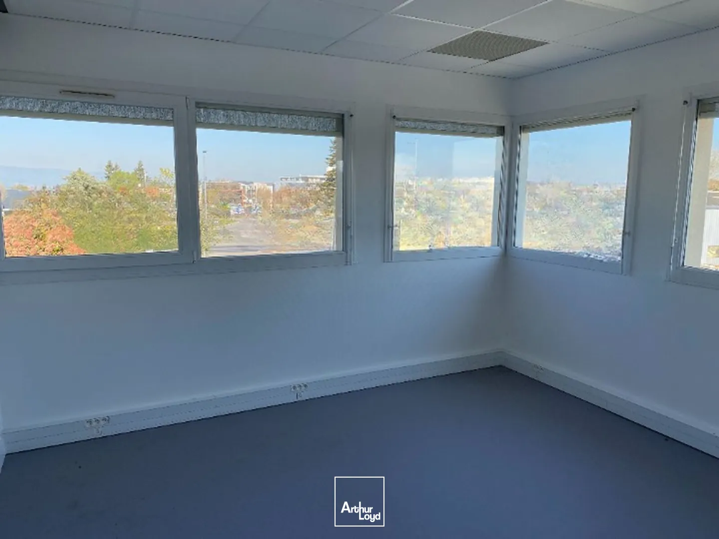 Bureaux - Location - SAINT JUST SAINT RAMBERT - 42170 - 100-100 - 7757746