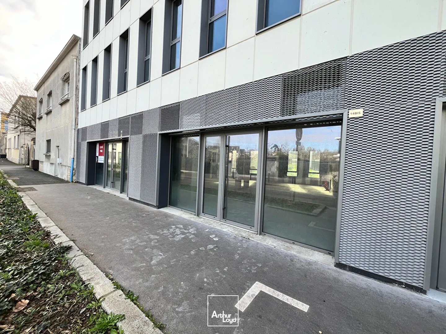 Locaux commerciaux - Location - CAEN - 14000 - 164.81-164.81 - 7757943