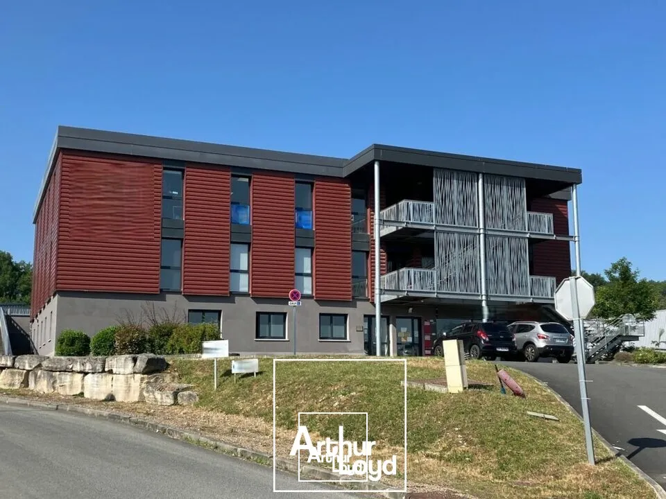 Bureaux - Location - NOTRE DAME DE SANILHAC - 24660 - 67-67 - 7758023