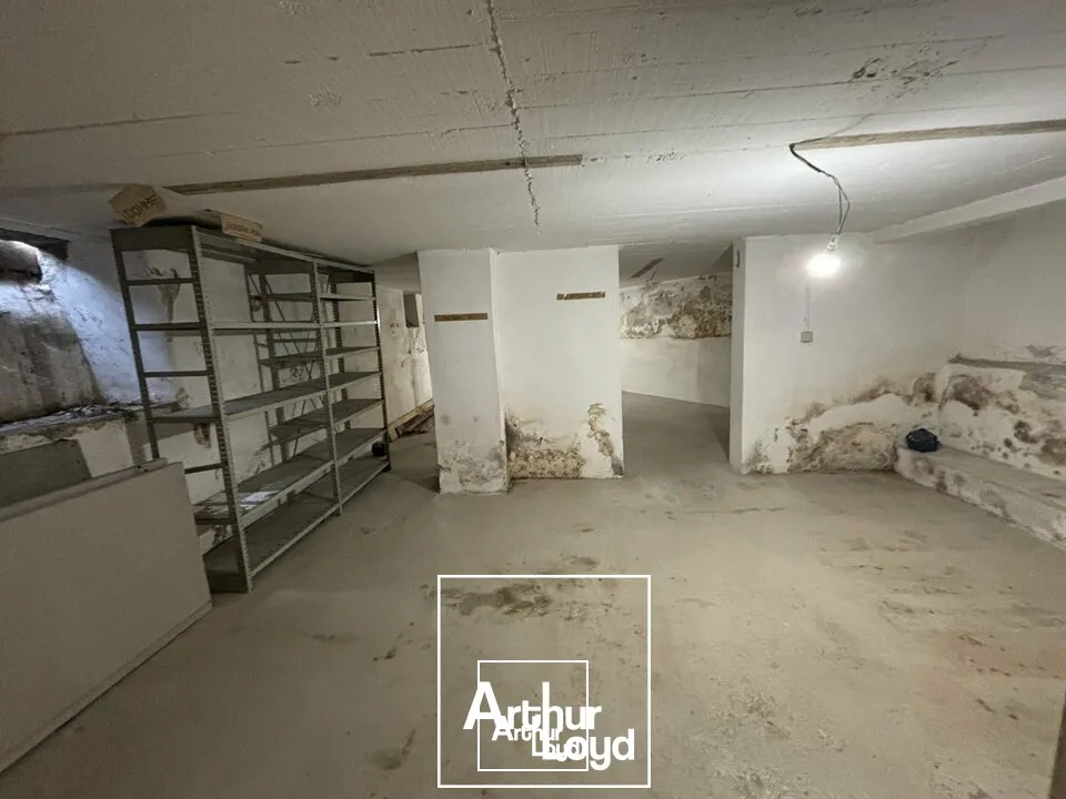 Locaux commerciaux - Location - BRIVE-LA-GAILLARDE - 19100 - 165-165 - 7758035