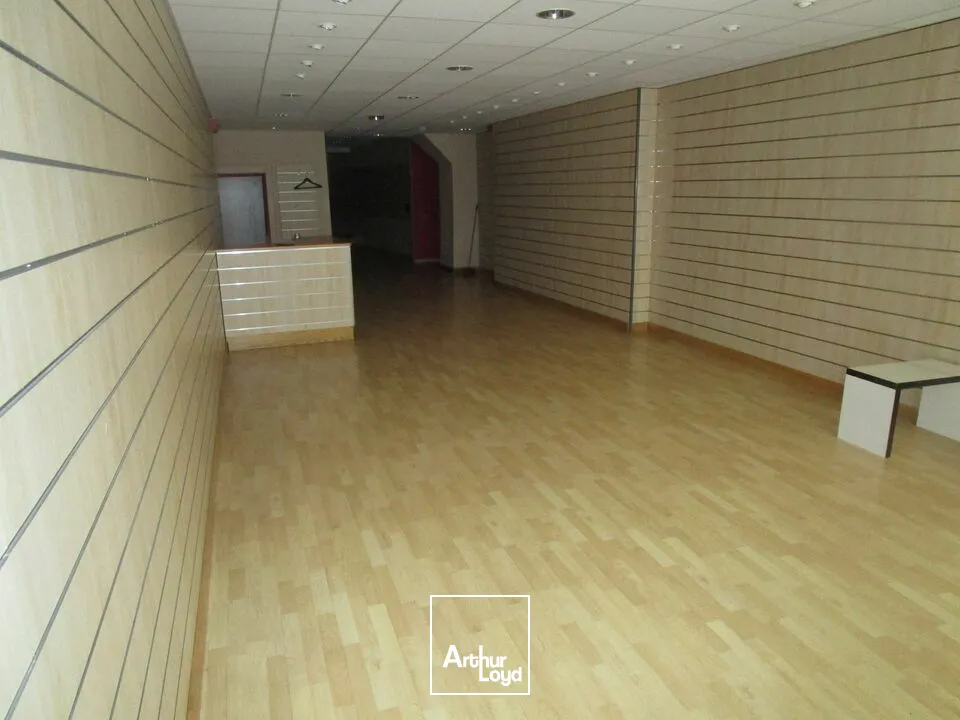 Locaux commerciaux - Location - CHALON SUR SAONE - 71100 - 100-100 - 7758047