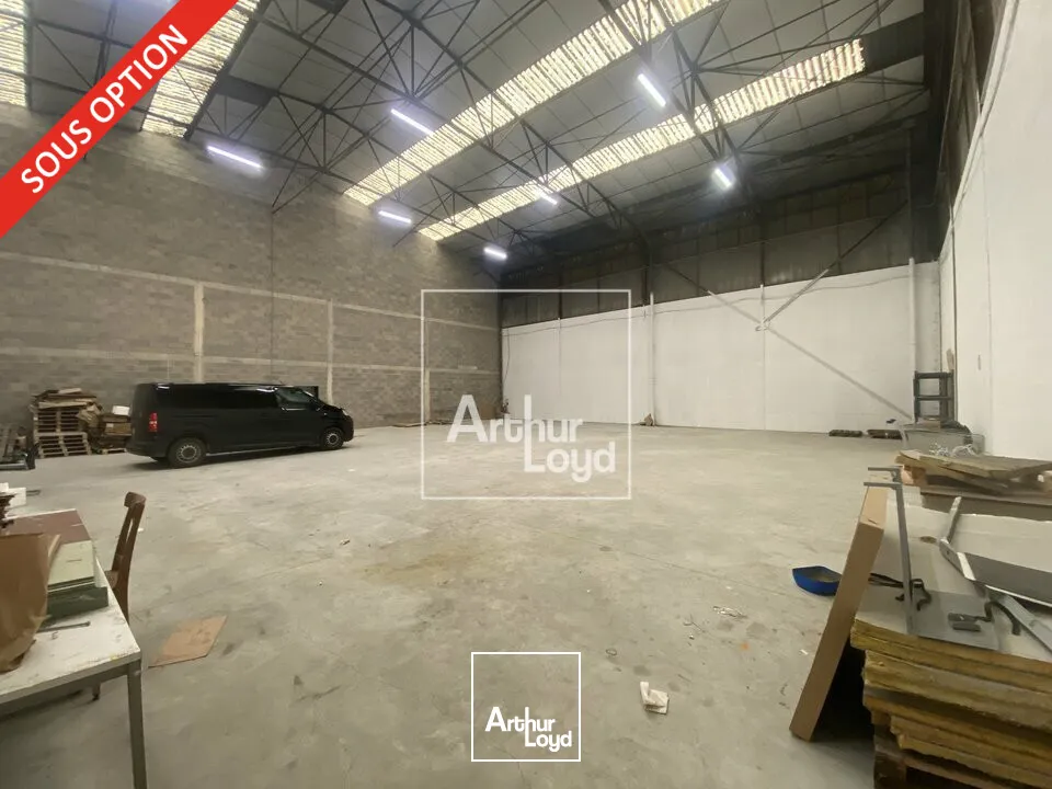 Locaux d'activité & Entrepôts - Vente - MONTEREAU FAUT YONNE - 77130 - 508-508 - 7758073