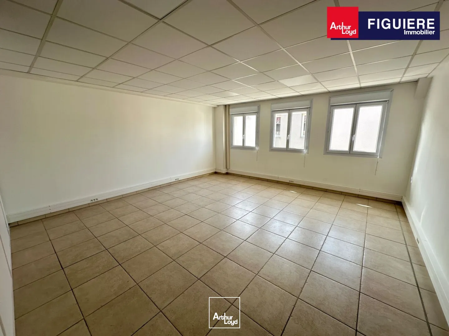 Bureaux - Location - MEYREUIL - 13590 - 51-157 - 7758166