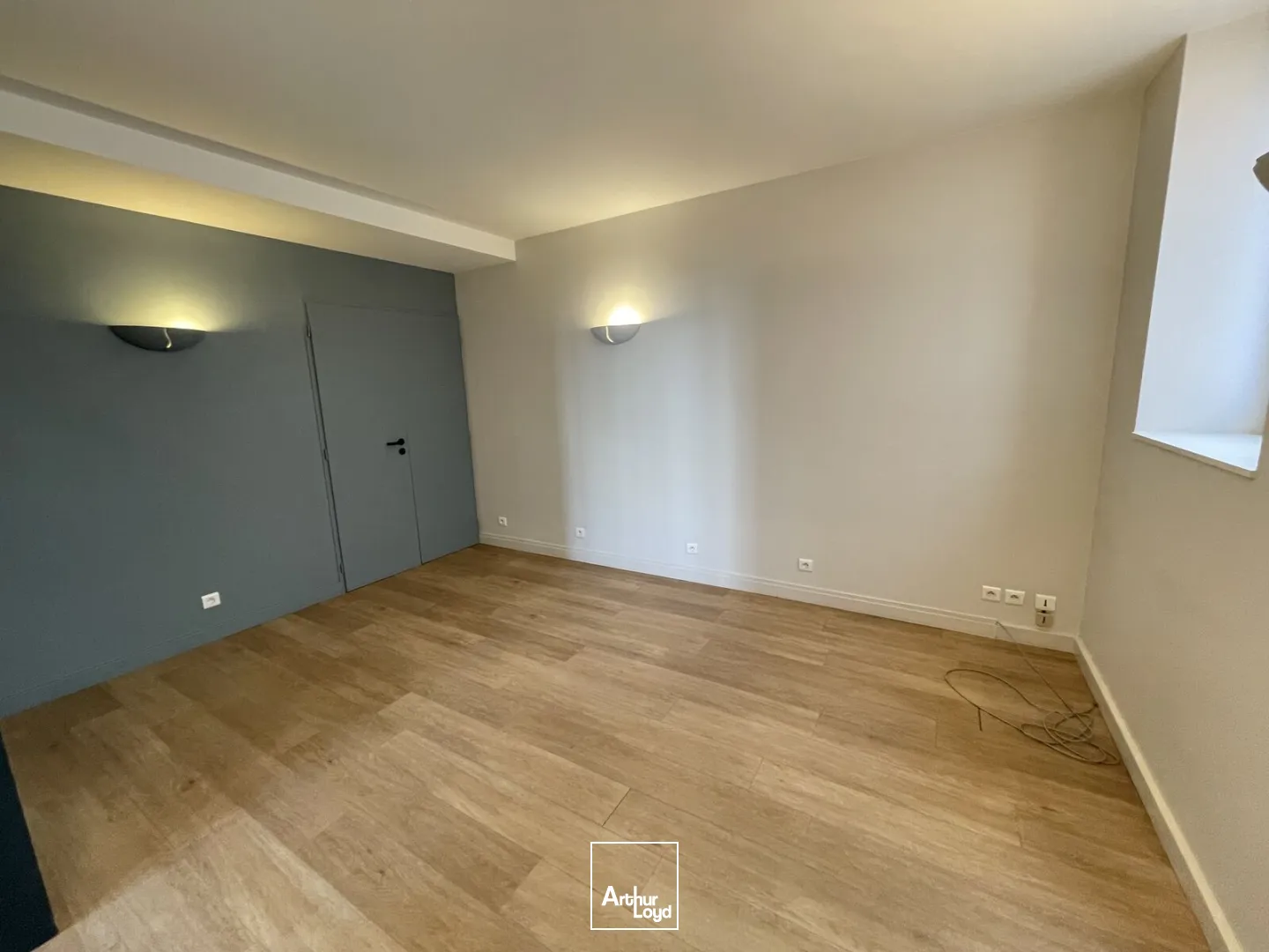 Bureaux - Vente - BASSE GOULAINE - 44115 - 143-143 - 7758515