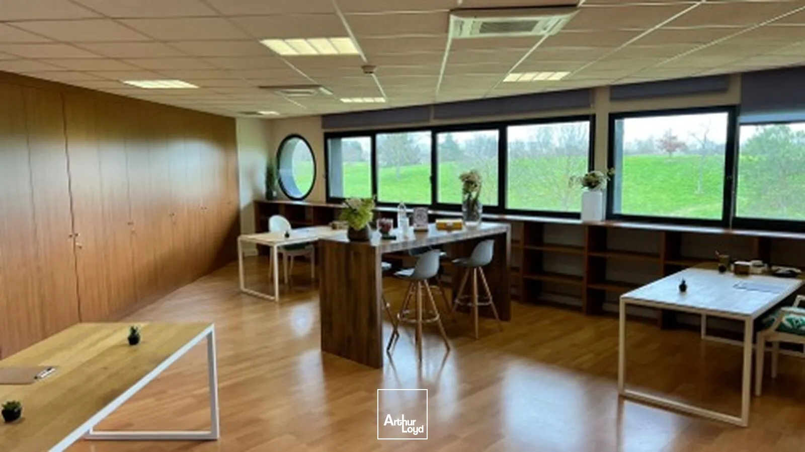 Locaux d'activité & Entrepôts - Location - SARTROUVILLE - 78500 - 3087.7-3087.7 - 7758577
