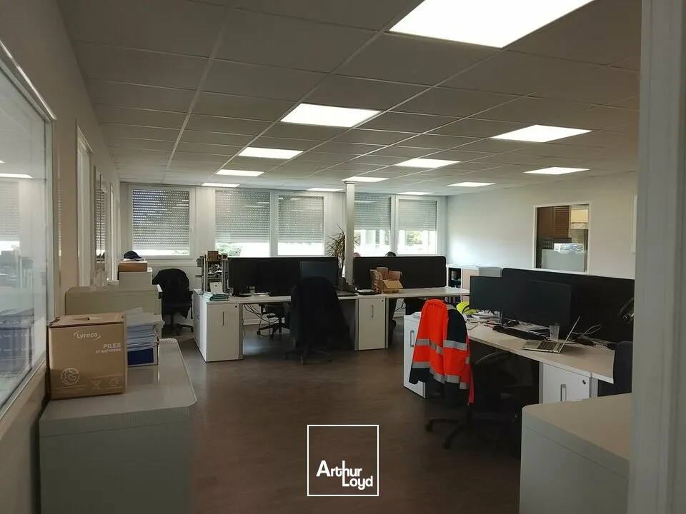 Locaux d'activité & Entrepôts - Location - CRISSEY - 71530 - 1200-1200 - 7758947