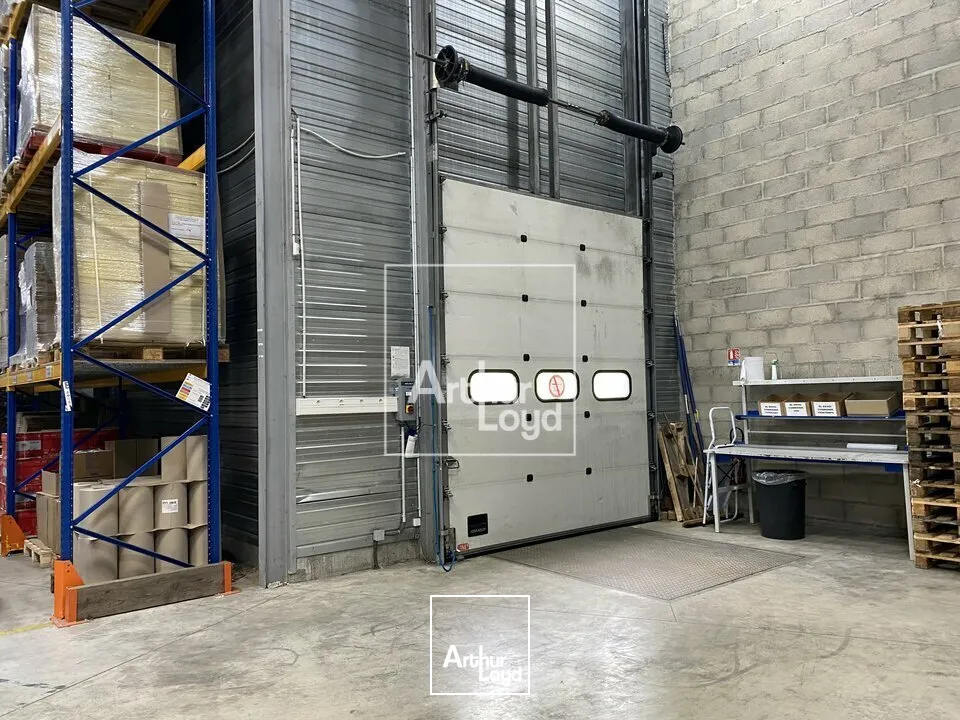 Locaux d'activité & Entrepôts - Location - COMBS LA VILLE - 77380 - 124-3299 - 7758989