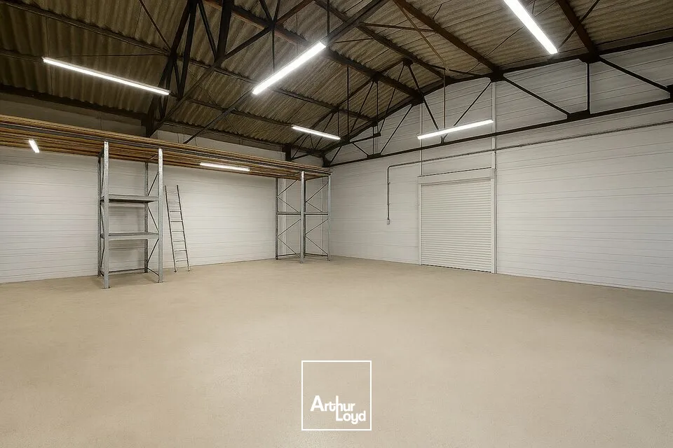 Locaux d'activité & Entrepôts - Location - POITIERS - 86000 - 258-258 - 7759024