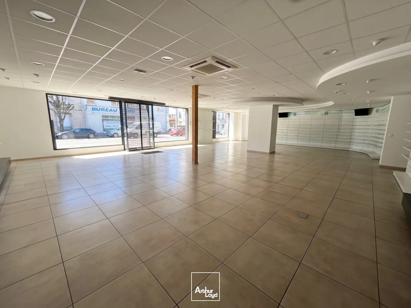 Locaux commerciaux - Location - SAINT QUENTIN - 02100 - 350-350 - 7759061