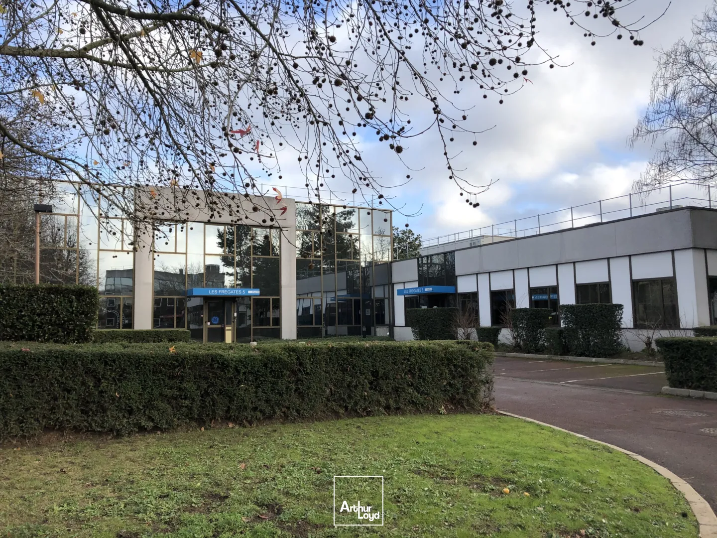 Bureaux - Location - TREMBLAY EN FRANCE - 93290 - 340-2892.9 - 7759463