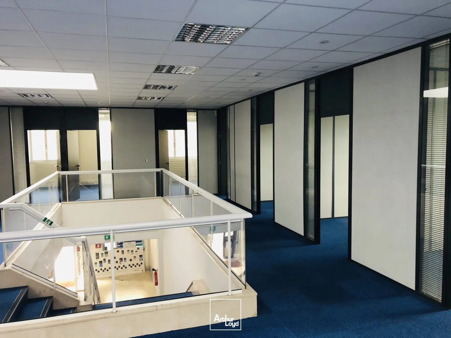 Bureaux - Location - TREMBLAY EN FRANCE - 93290 - 340-2892.9 - 7759469