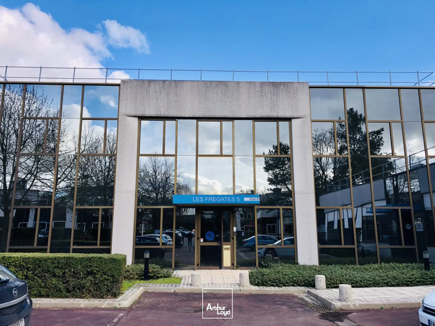Bureaux - Location - TREMBLAY EN FRANCE - 93290 - 340-2892.9 - 7759471