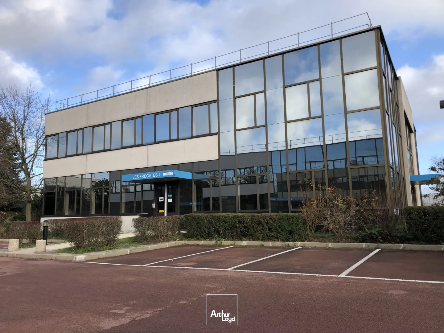 Bureaux - Location - TREMBLAY EN FRANCE - 93290 - 340-2892.9 - 7759475