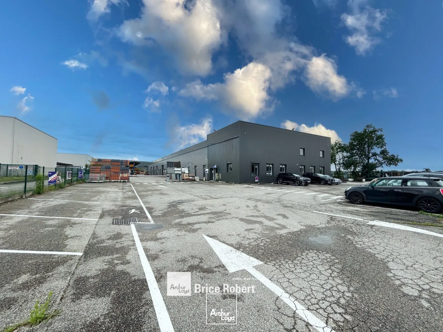 Locaux d'activité & Entrepôts - Location - GENAS - 69740 - 2070-2070 - 7759612