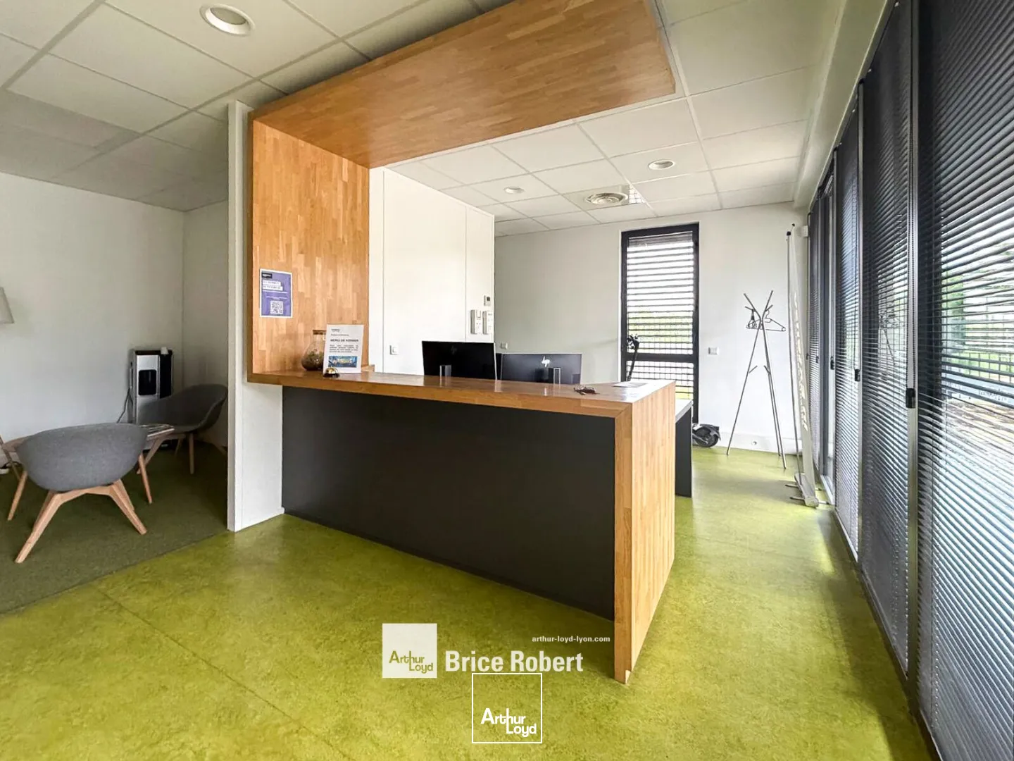 Bureaux - Vente - SAINT PRIEST - 69800 - 747-747 - 7759619