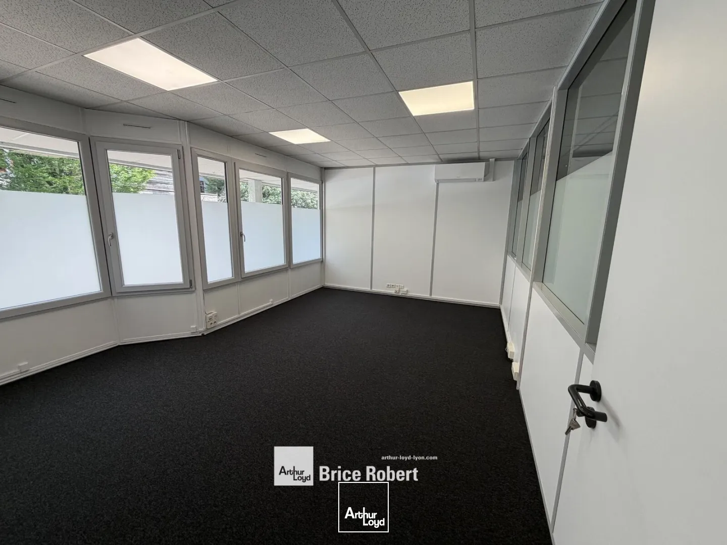 Bureaux - Location - DARDILLY - 69570 - 115-115 - 7759625