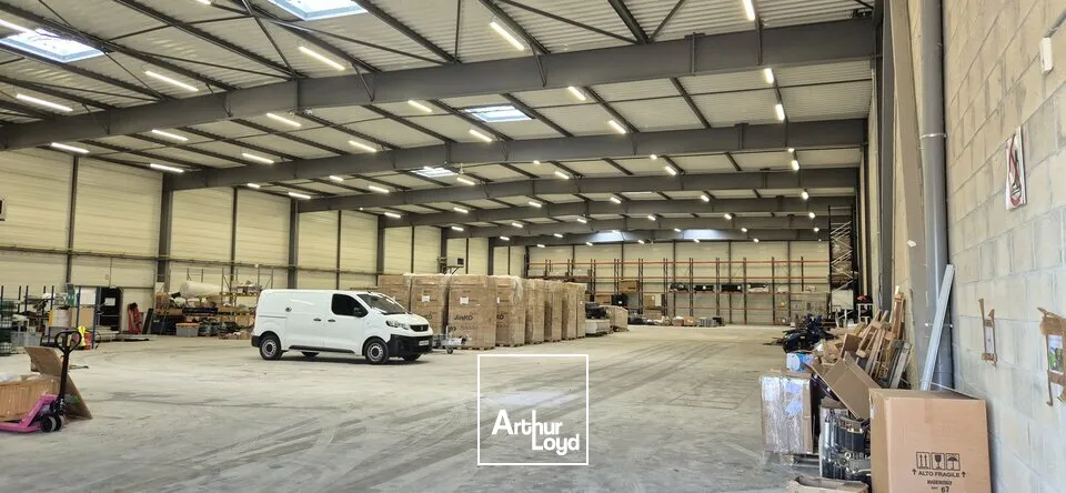 Locaux d'activité & Entrepôts - Location - LONGVIC - 21600 - 2084-2084 - 7760217