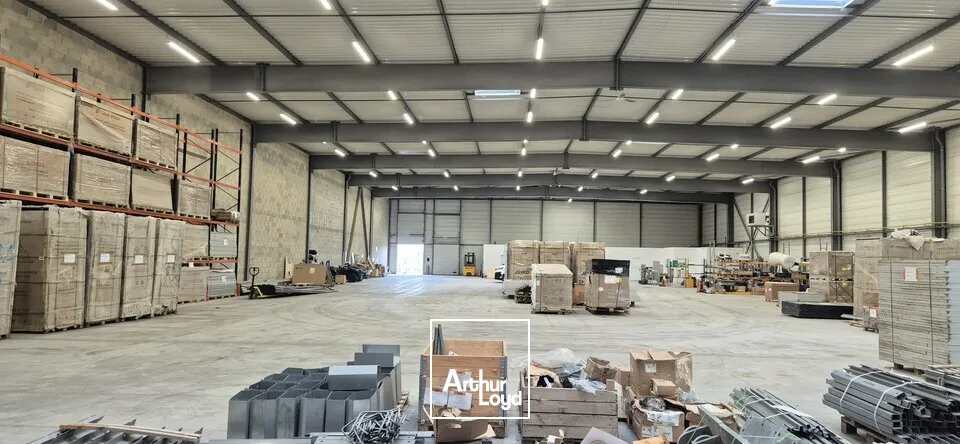 Locaux d'activité & Entrepôts - Location - LONGVIC - 21600 - 2084-2084 - 7760216