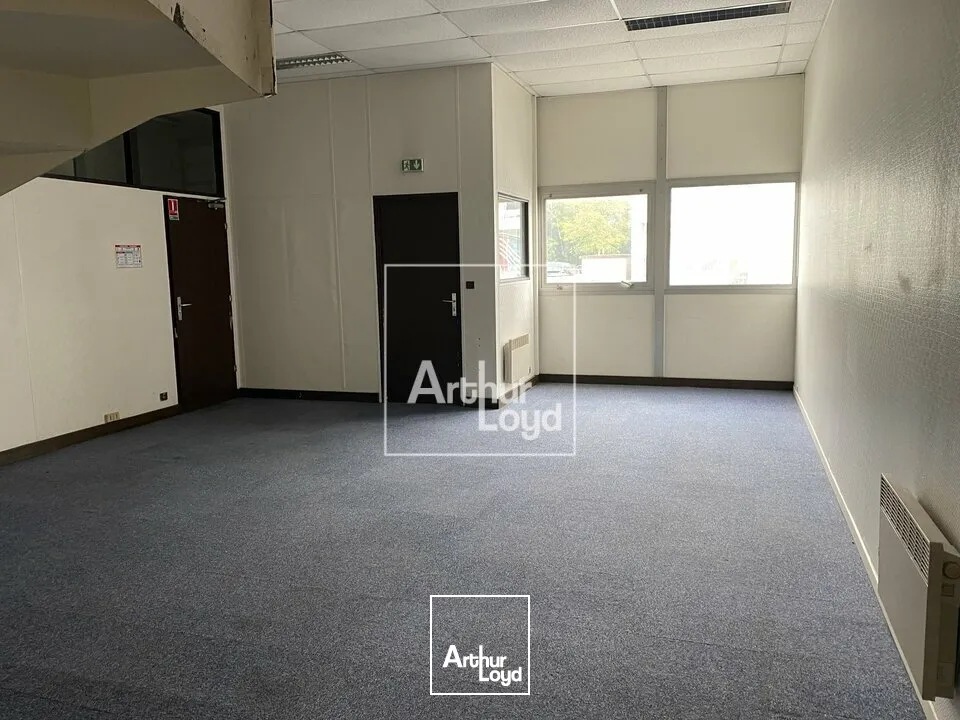 Locaux d'activité & Entrepôts - Location - BONDOUFLE - 91070 - 368-818 - 7760265