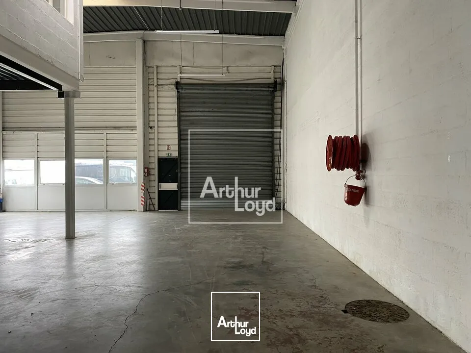 Locaux d'activité & Entrepôts - Location - BONDOUFLE - 91070 - 368-818 - 7760258