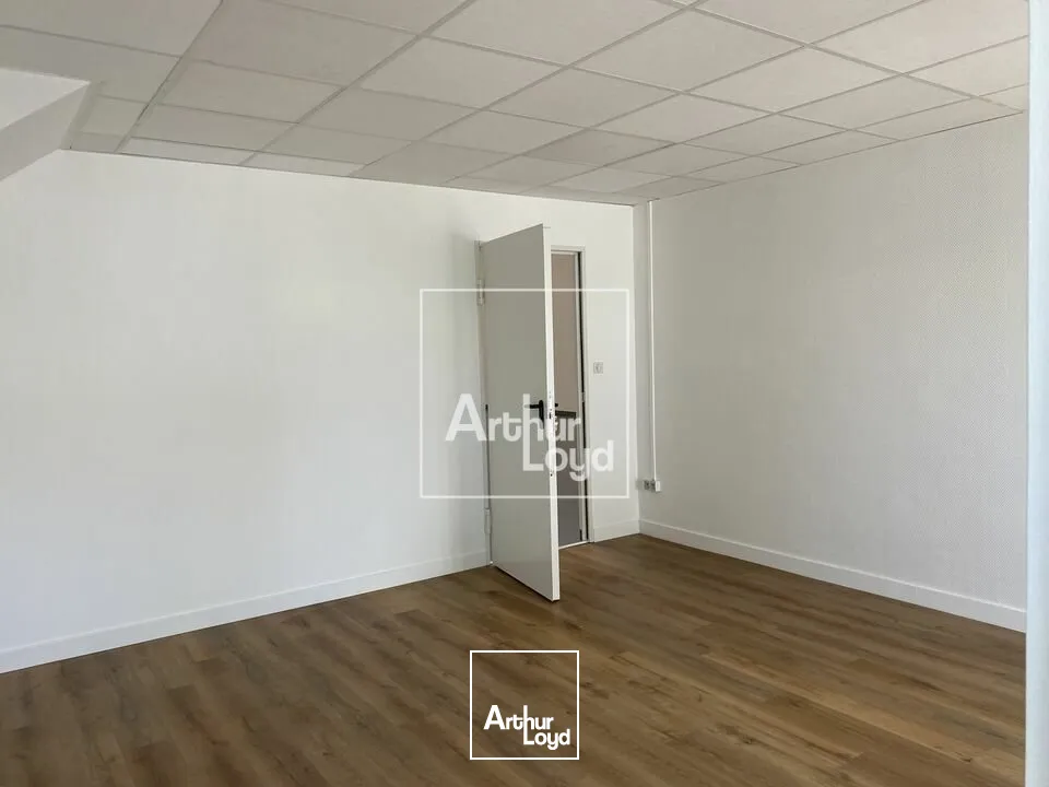 Locaux d'activité & Entrepôts - Location - BONDOUFLE - 91070 - 368-818 - 7760259