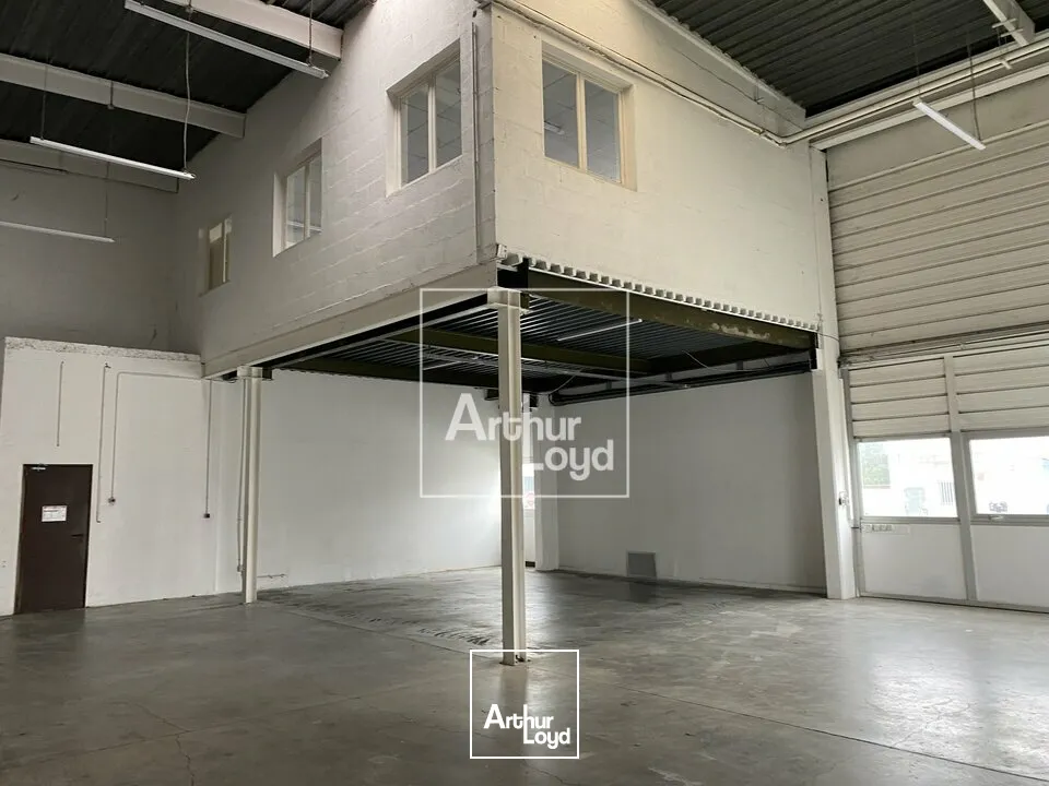 Locaux d'activité & Entrepôts - Location - BONDOUFLE - 91070 - 368-818 - 7760261