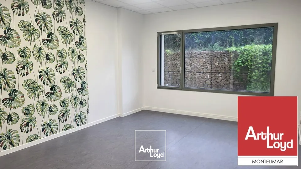 Bureaux - Location - MONTBOUCHER SUR JABRON - 26740 - 21.7-21.7 - 7761694