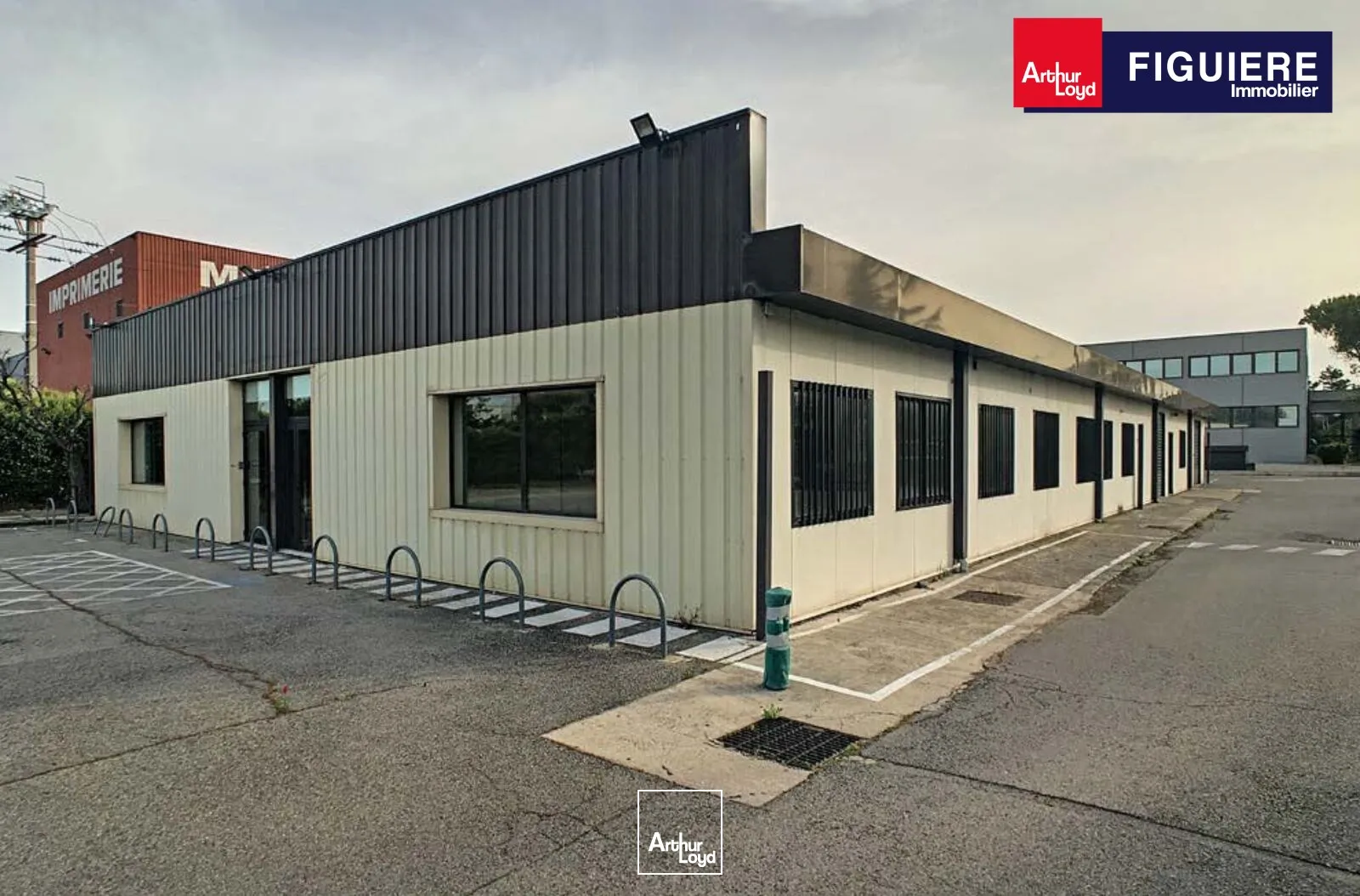 Locaux d'activité & Entrepôts - Location - VITROLLES - 13127 - 100-100 - 7761839