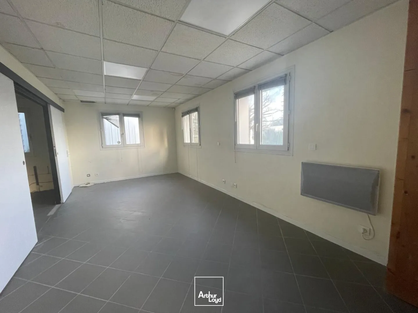 Locaux d'activité & Entrepôts - Location - PLOEREN - 56880 - 700-700 - 7761951