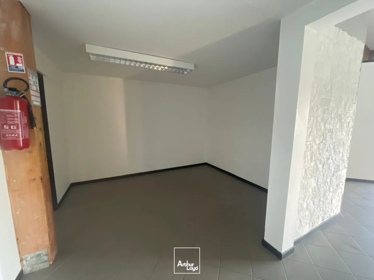 Locaux d'activité & Entrepôts - Location - PLOEREN - 56880 - 700-700 - 7761953