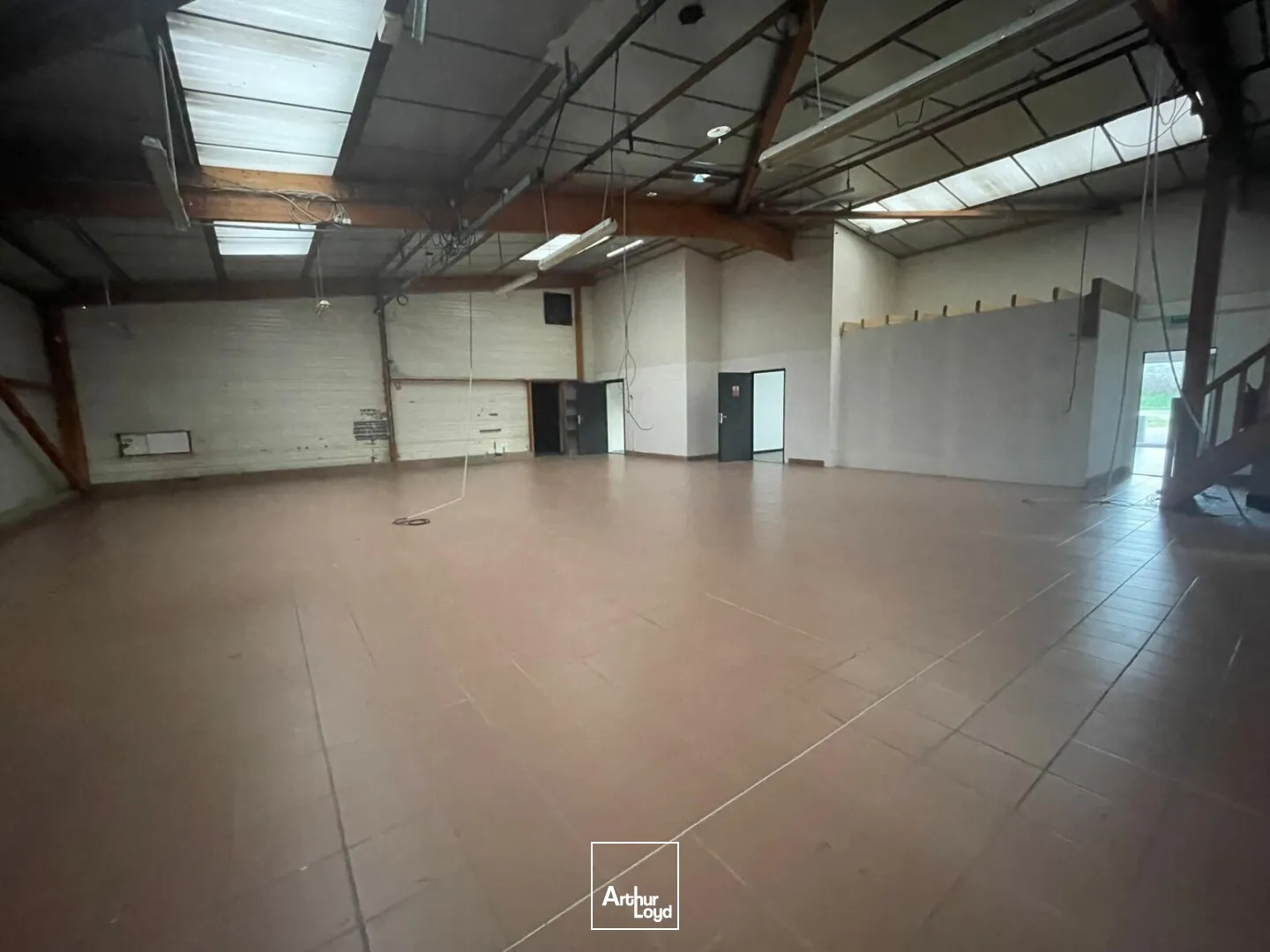Locaux d'activité & Entrepôts - Location - PLOEREN - 56880 - 700-700 - 7761957