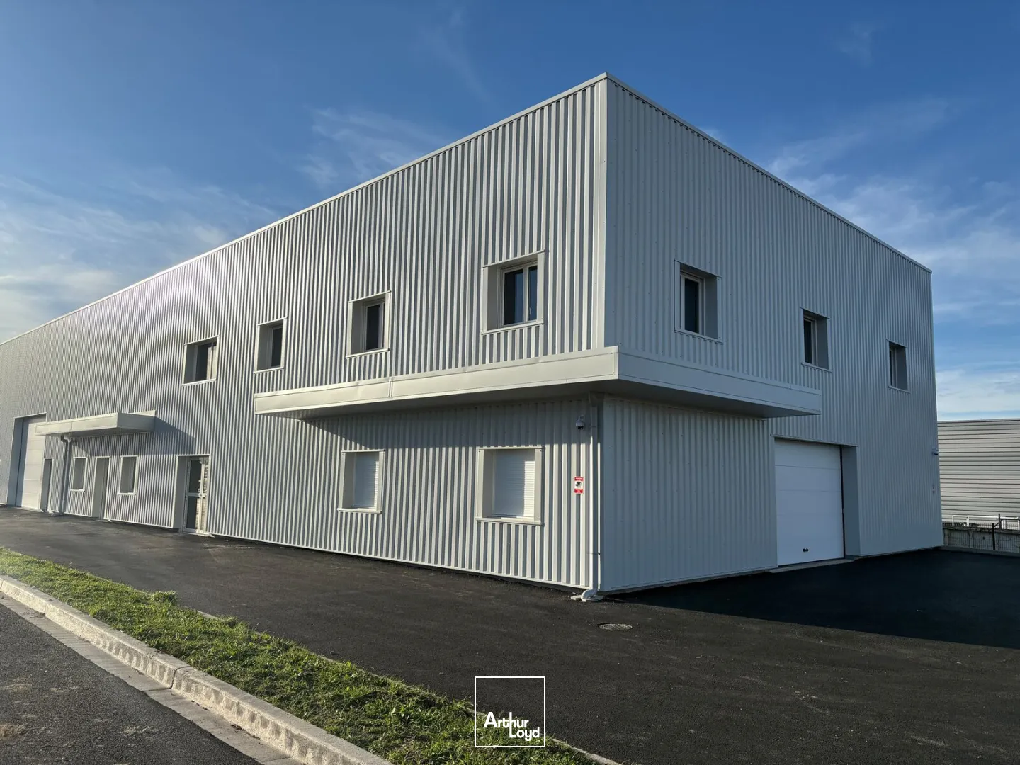 Locaux d'activité & Entrepôts - Vente - INGRE - 45140 - 480-480 - 7762083