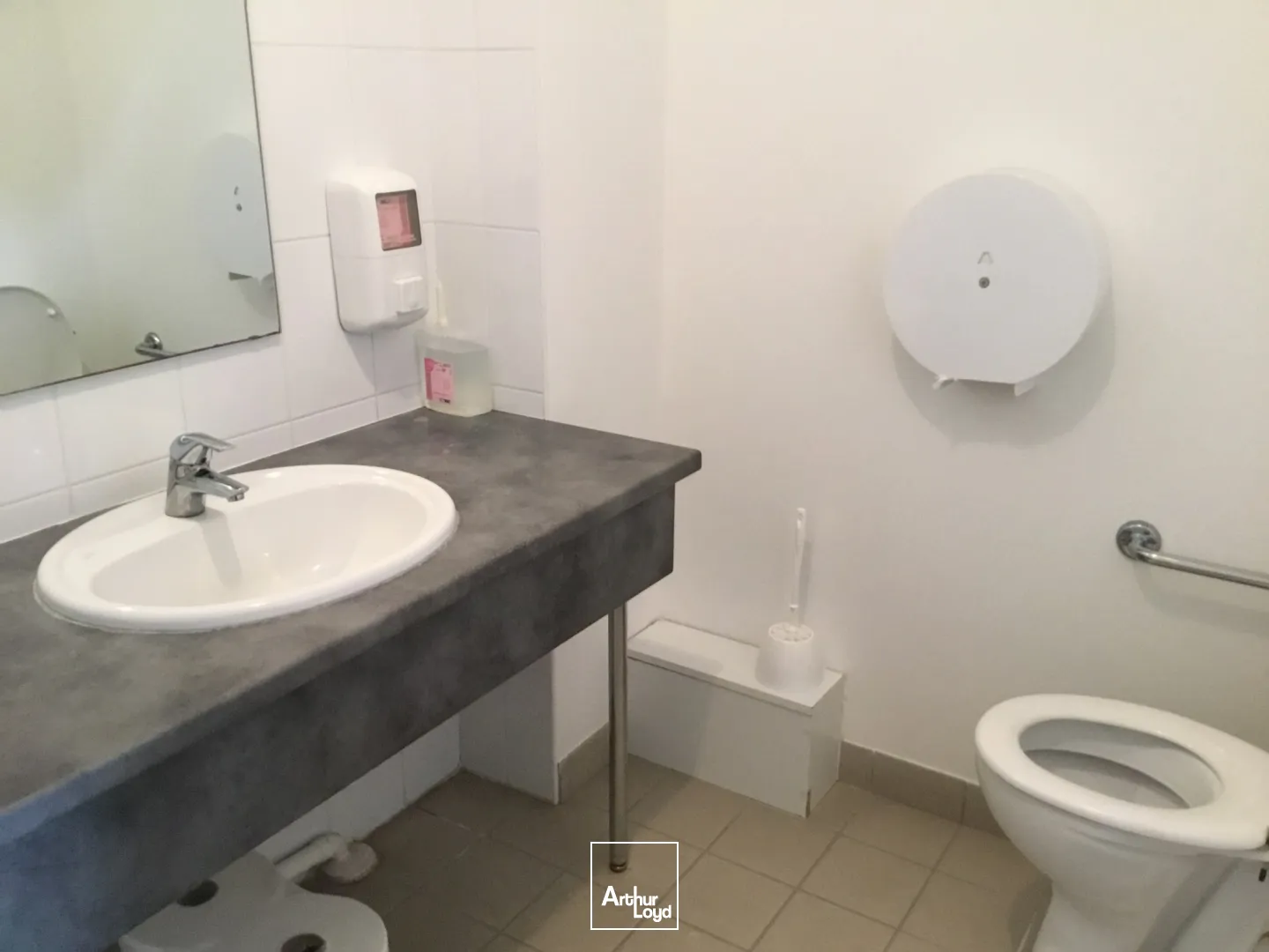 Bureaux - Location - GUERANDE - 44350 - 85-85 - 7762187