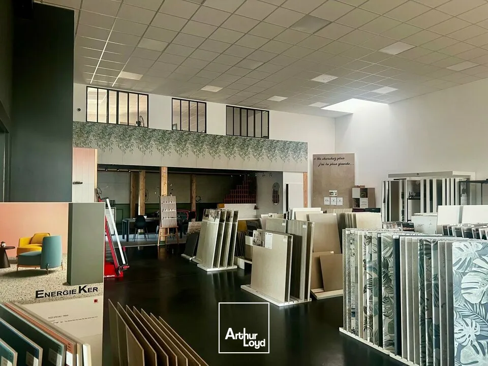 Locaux commerciaux - Location - POITIERS - 86000 - 950-950 - 7762780