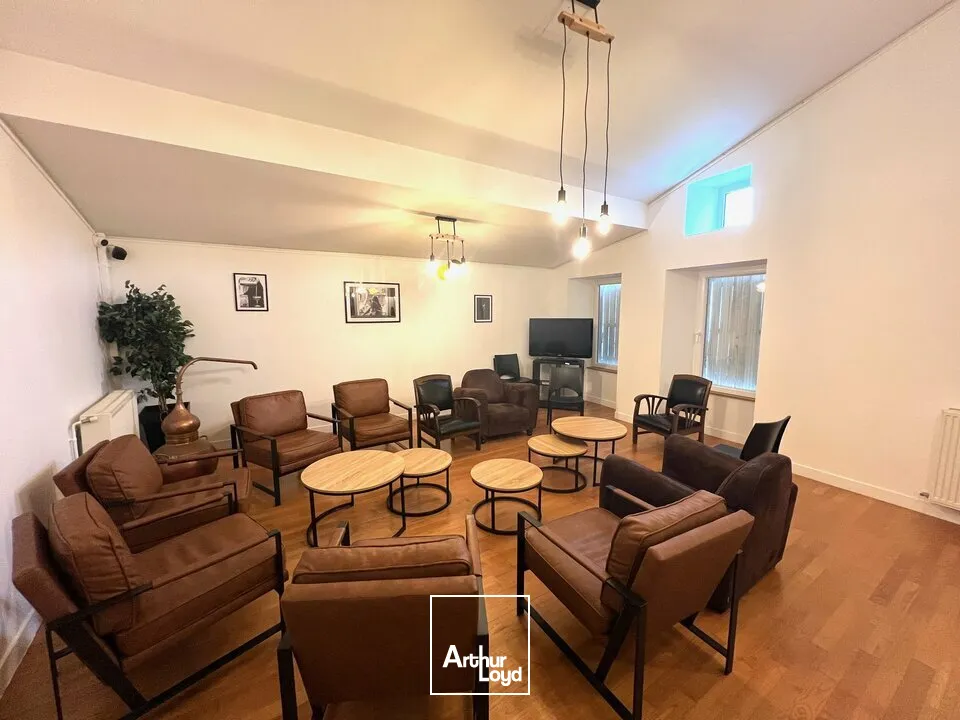 Locaux commerciaux - Vente - CHAMPNIERS - 16430 - 220-220 - 7763115