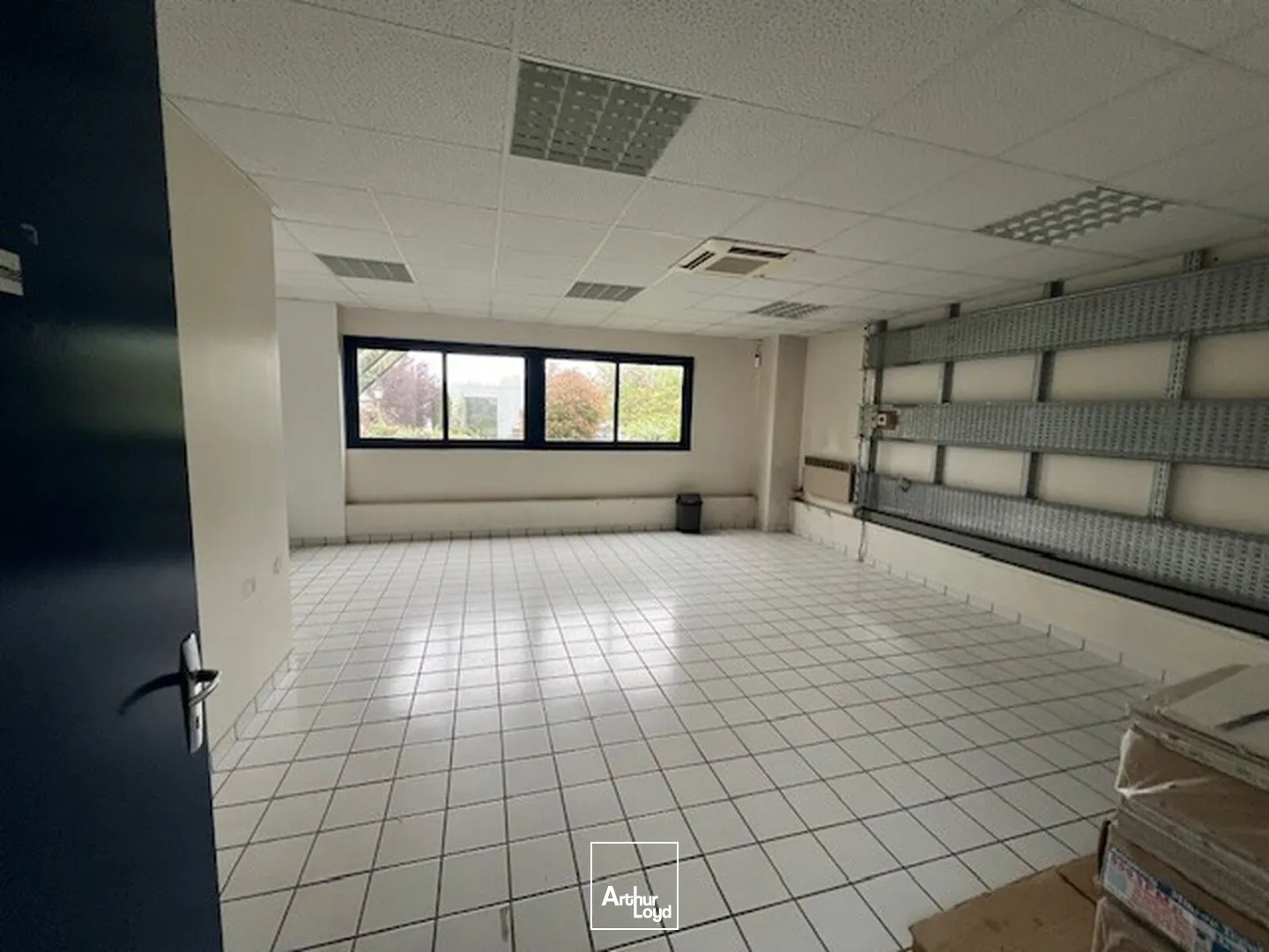 Locaux d'activité & Entrepôts - Vente - SAINT GERMAIN DE LA GRANGE - 78640 - 1366-1366 - 7763181