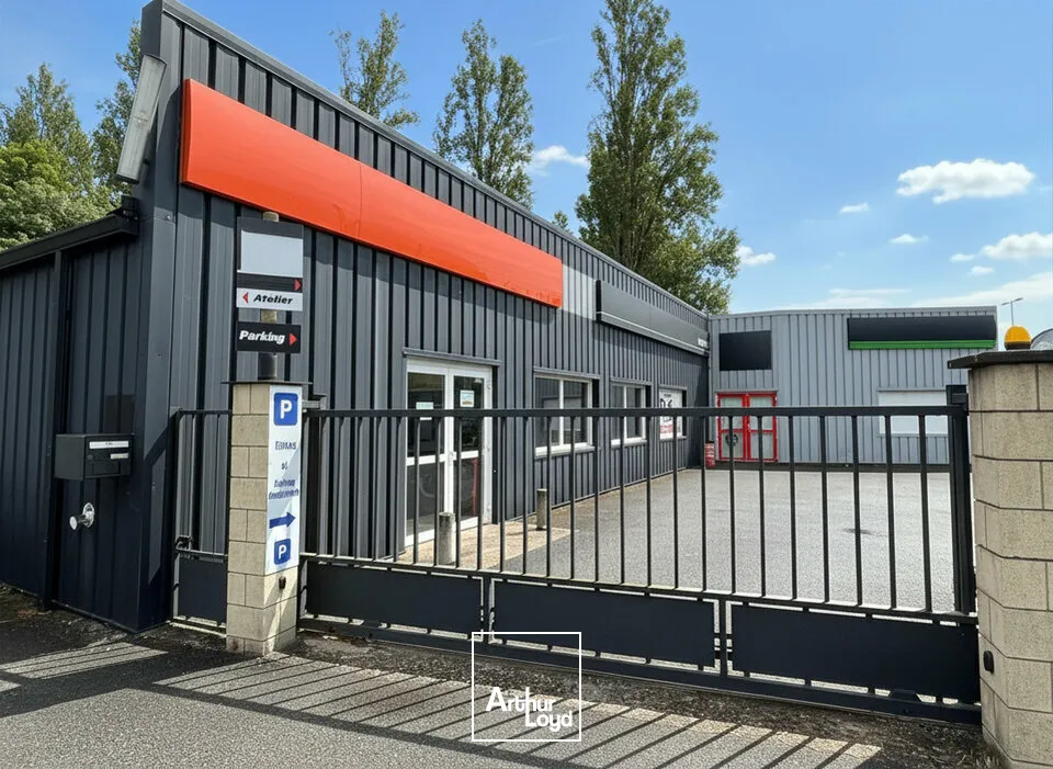 Locaux commerciaux - Vente - BOURGES - 18000 - 750-750 - 7763689
