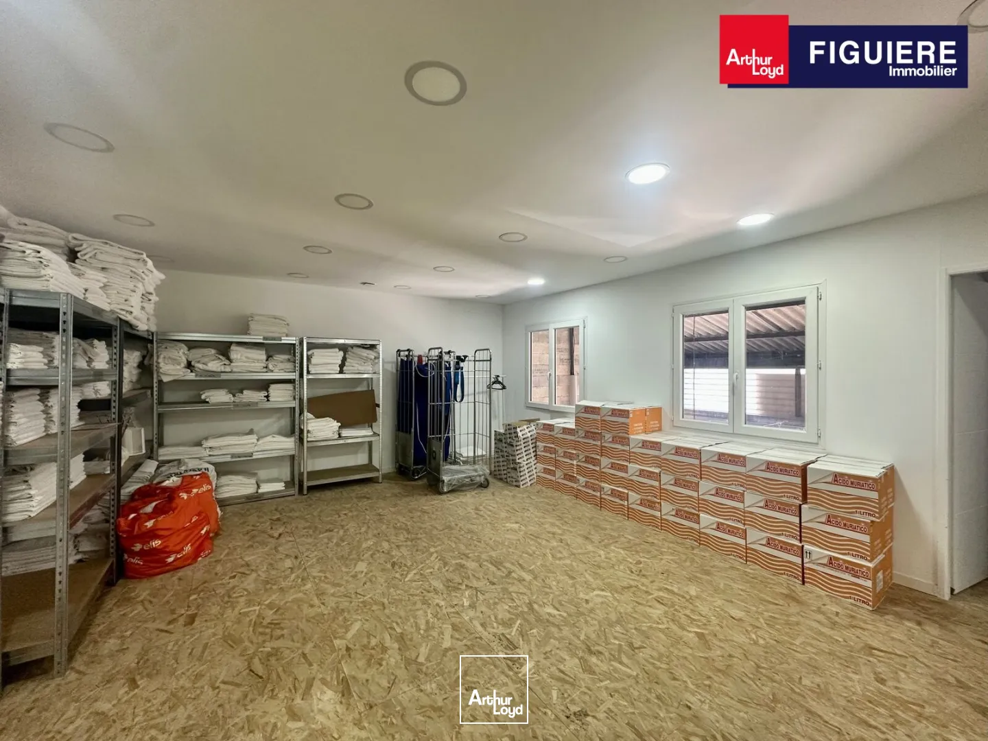 Locaux d'activité & Entrepôts - Location - VENELLES - 13770 - 281-281 - 7763741