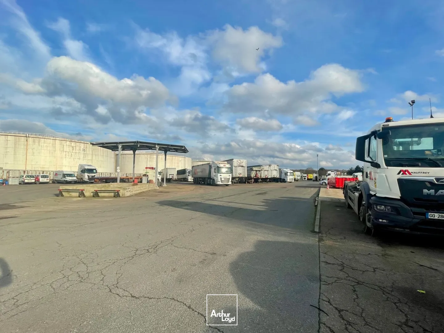 Locaux d'activité & Entrepôts - Vente - LE GRAND QUEVILLY - 76120 - 185-685 - 7763884