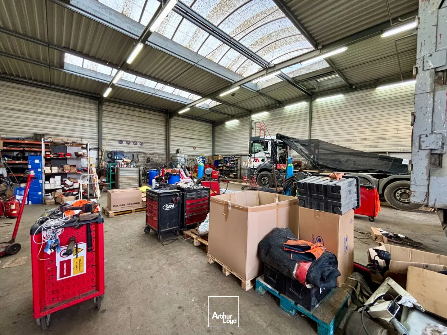 Locaux d'activité & Entrepôts - Vente - LE GRAND QUEVILLY - 76120 - 185-685 - 7763902