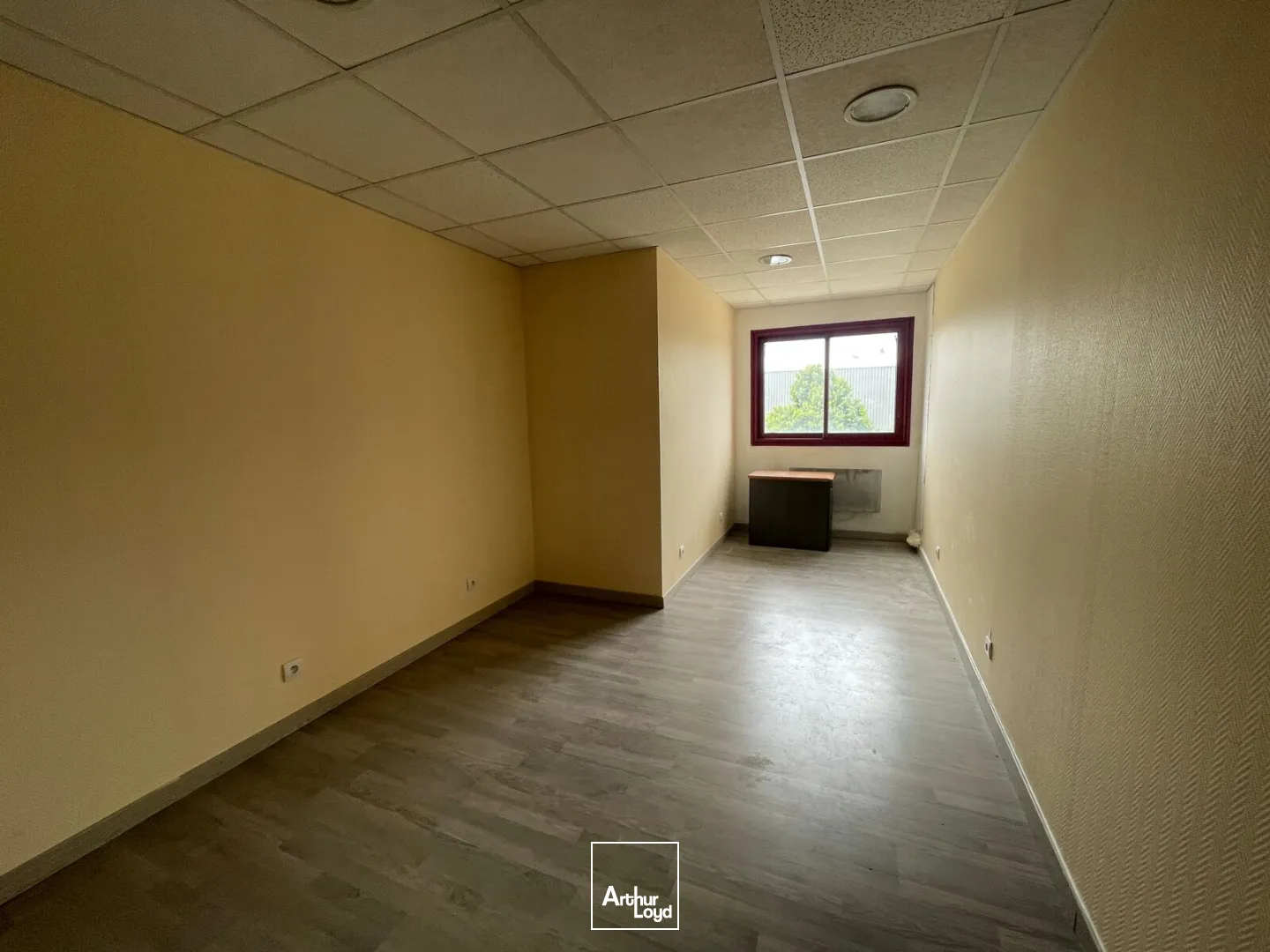 Locaux d'activité & Entrepôts - Location - GUICHAINVILLE - 27930 - 291-291 - 7764031